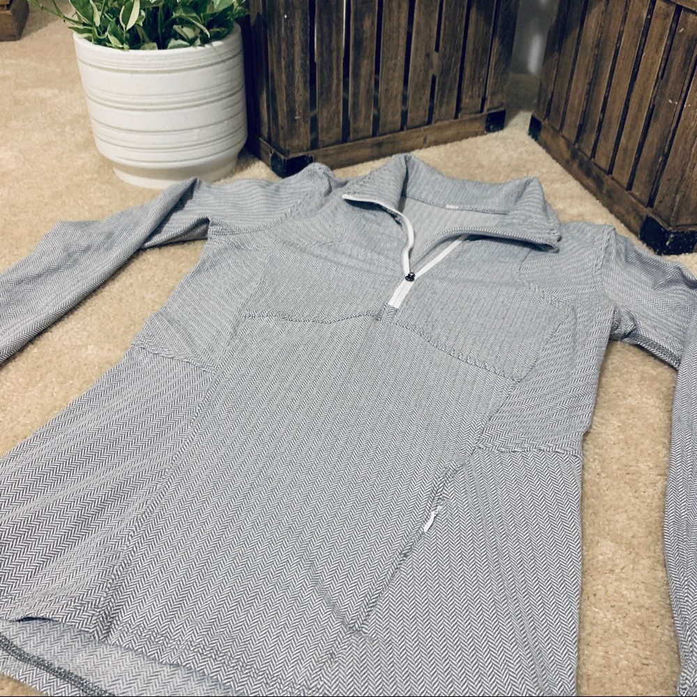 Lululemon half zip